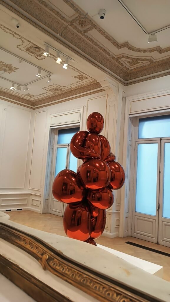 JEFF KOONS